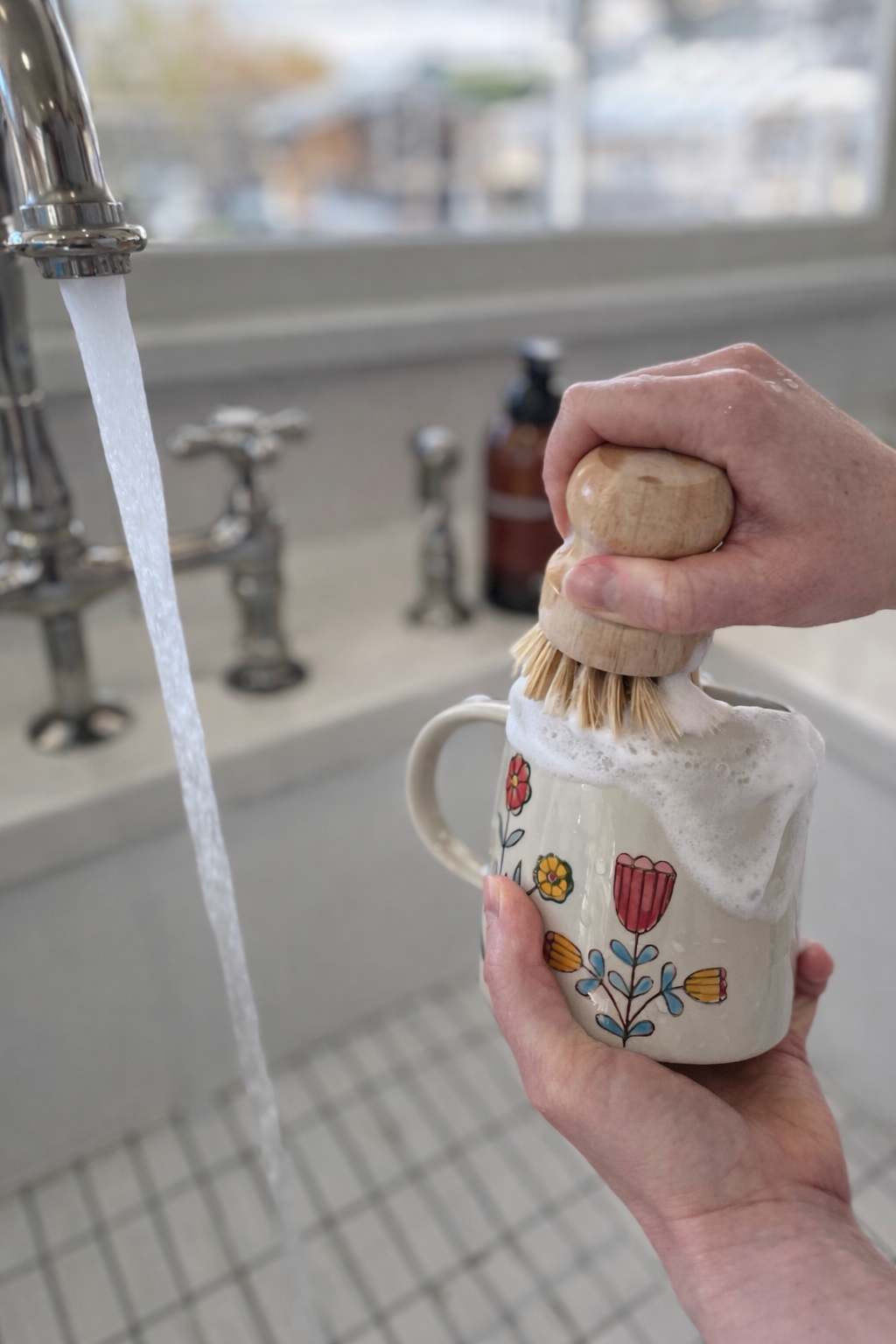 Bamboo Dish Scrubbing Brush with Replaceable Head